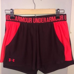 Women’s under armour shorts!